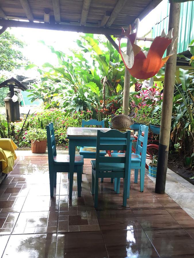 Wood House Hostel La Fortuna 外观 照片